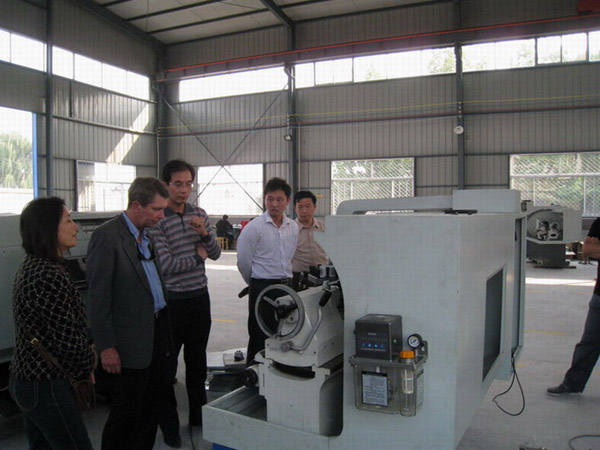 出口形勢喜人，外商來往頻繁