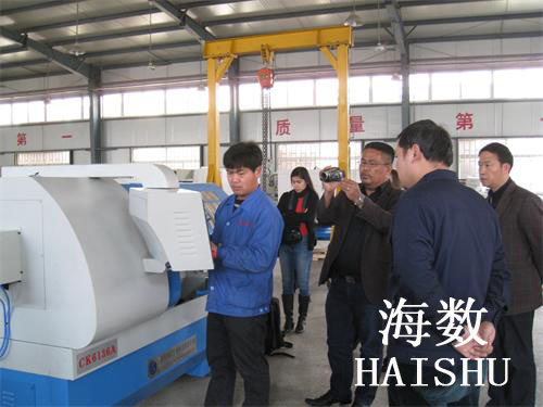 出口印尼數(shù)控車床、數(shù)控銑床，客戶驗(yàn)收順利通過