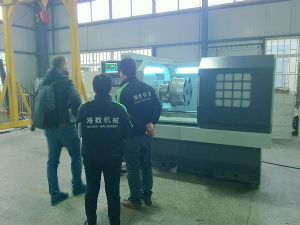 烏克蘭客戶(hù)來(lái)公司驗(yàn)收輪轂數(shù)控車(chē)床